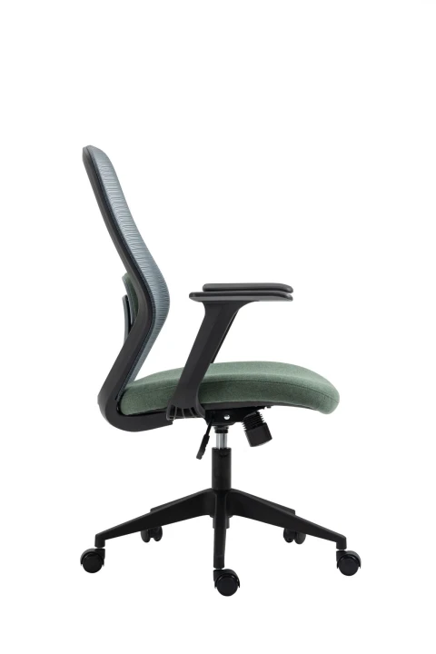 xeorf2k7n1kothbkrrij.jpg